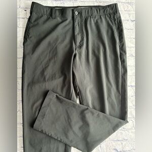 BEN HOGAN mens size 32x30 black pants